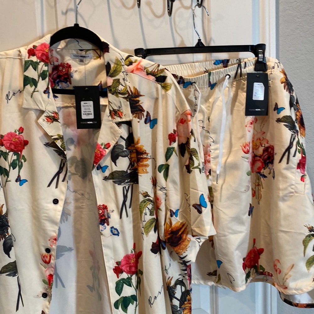 Fashion Nova short set